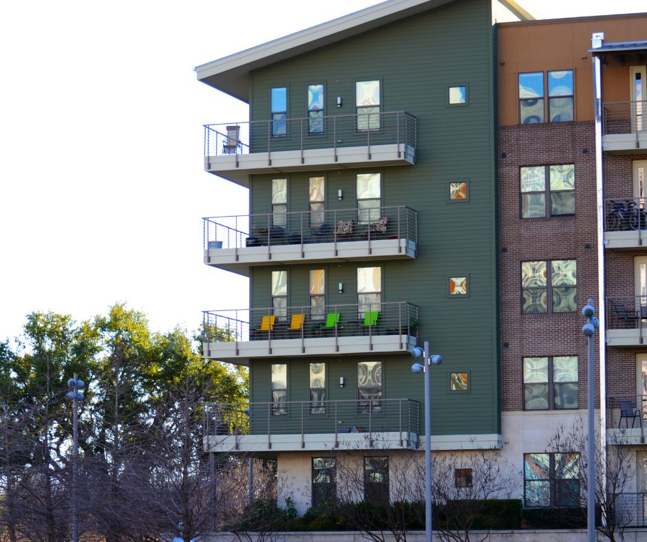 Fixed vs. Variable Condo Mortgages: A Canadian Guide